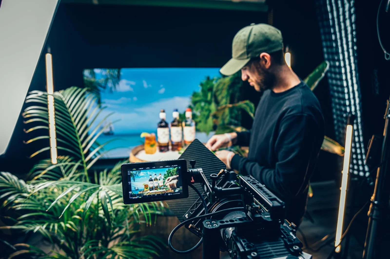 Behind the scenes ·camera close-up