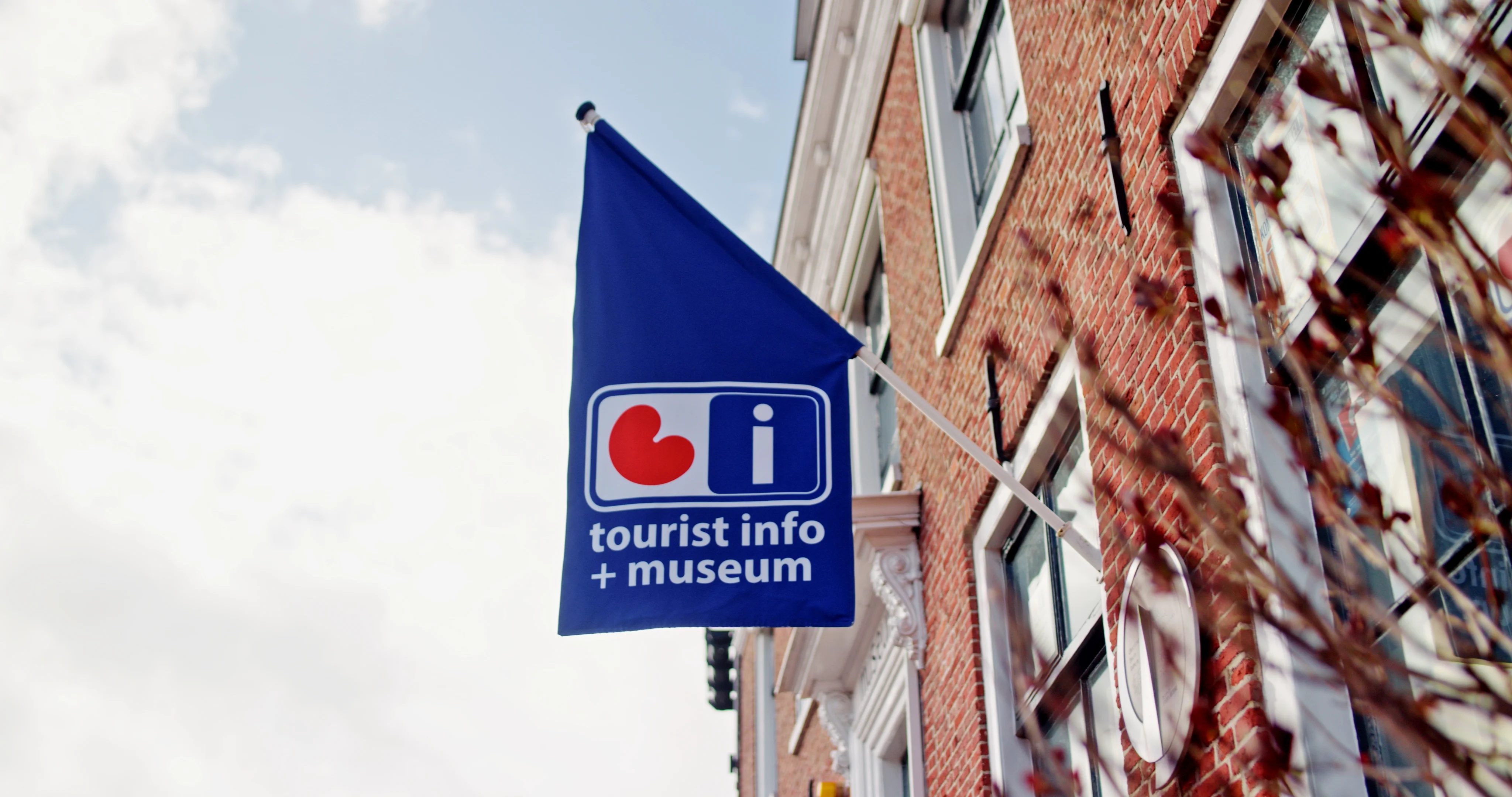Vlag tourist info